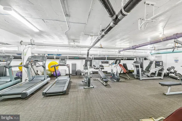 a room with lots of table and chair