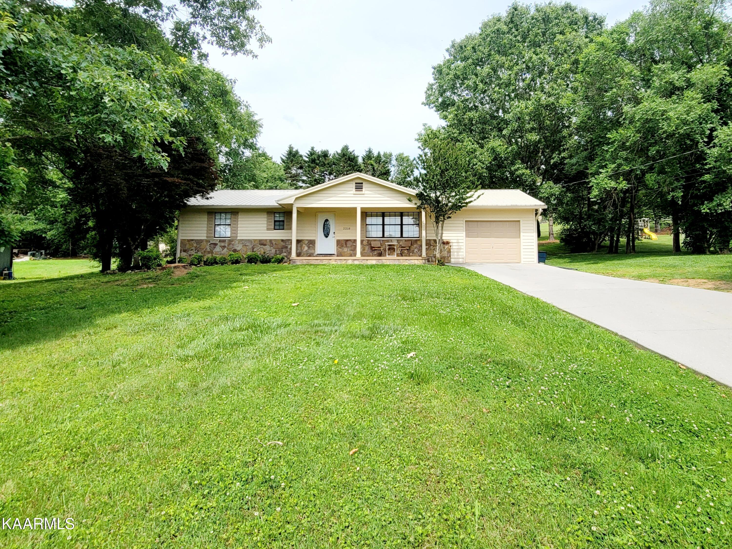 2218 Red Bank Circle Sevierville, TN 37876 - Photo 29 of 30 20230523_154839
