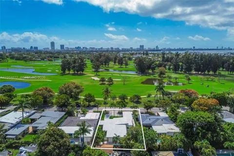 $2,575,000 | 905 Fairway Drive, Miami Beach, FL 33141