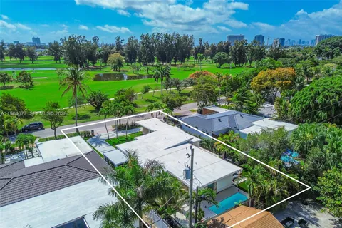 $2,575,000 | 905 Fairway Drive, Miami Beach, FL 33141