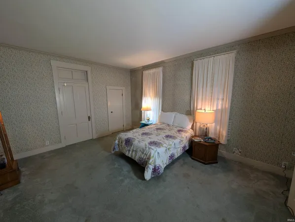 $189,900 | 314 South 6th Street, Vincennes, IN 47591