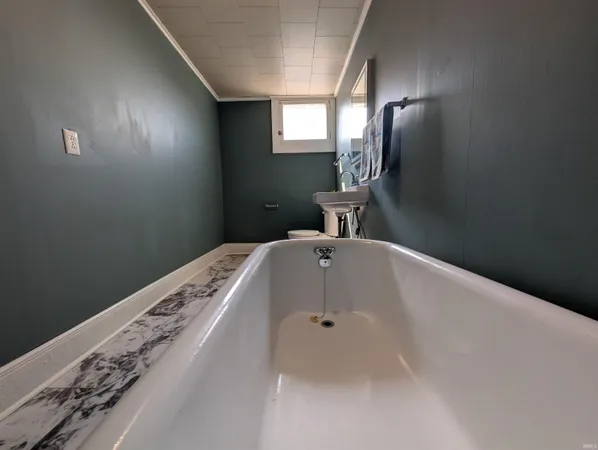 $189,900 | 314 South 6th Street, Vincennes, IN 47591