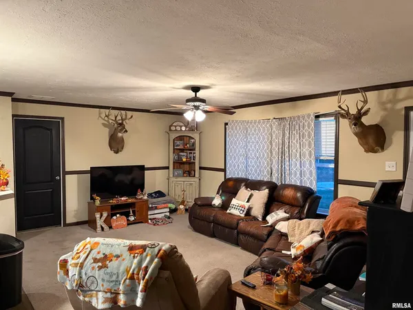 $90,000 | 6874 White Walnut Road, Pinckneyville, IL 62274