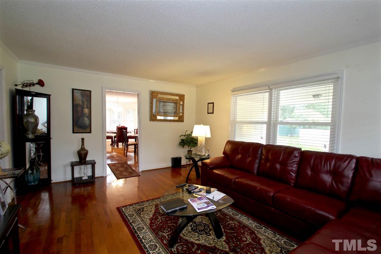 2807 Crestline Avenue Raleigh, NC 27603 - Photo 5 of 17 Gallery Image 5