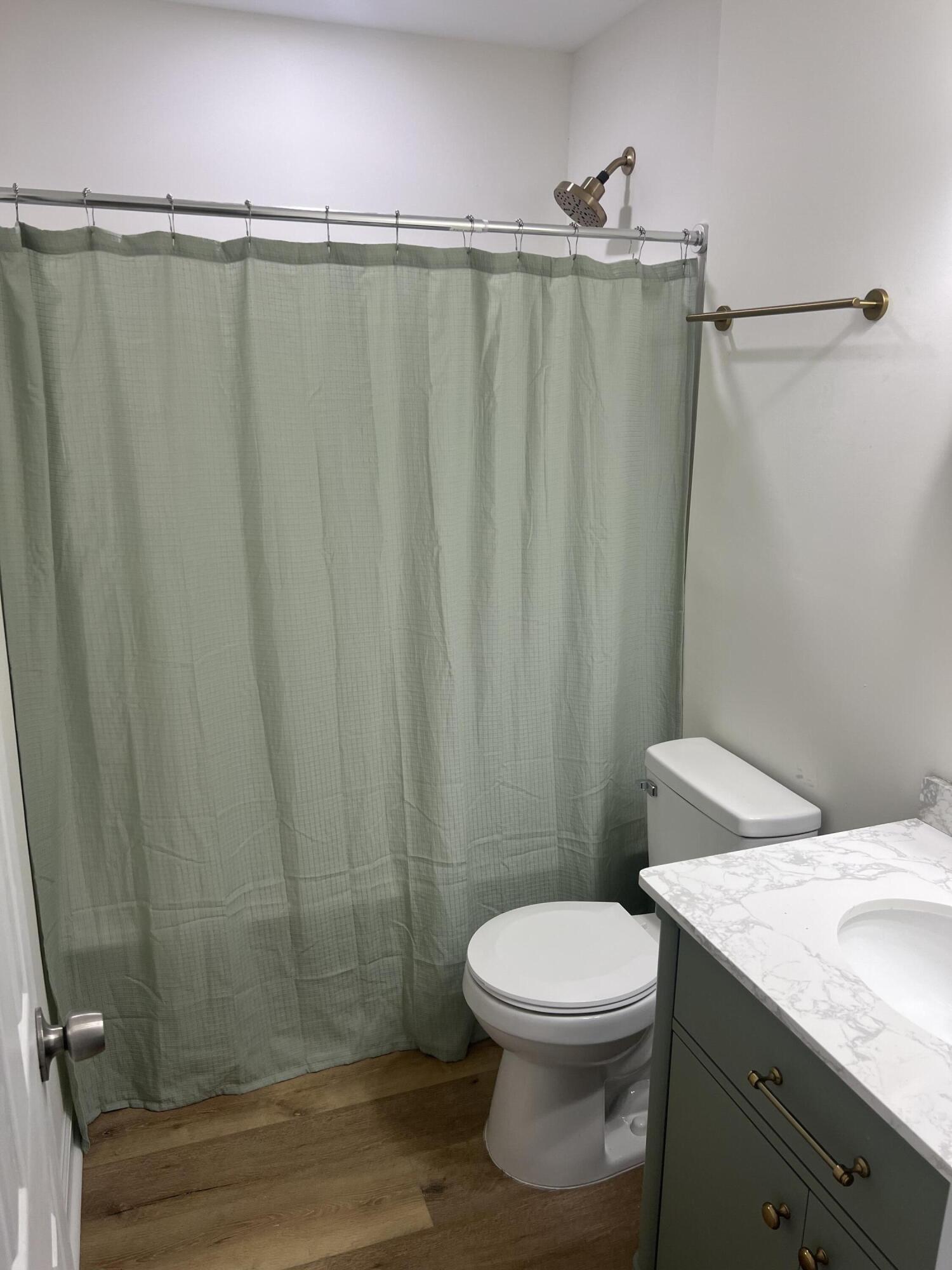 2438 Lumpkin Road Augusta, GA 30906 - Photo 17 of 25 Bathroom