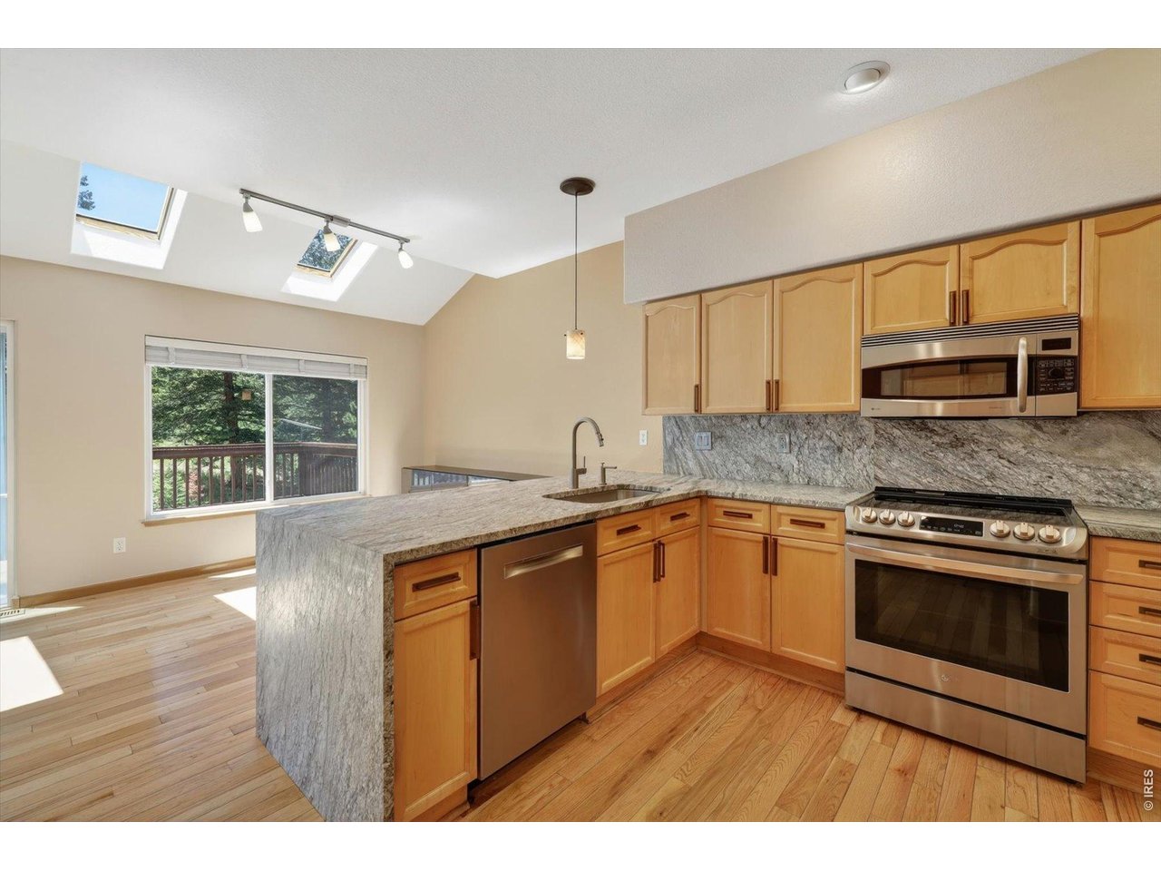 667 Trailside Road Golden, CO 80401 - Photo 13 of 46 Gallery Image 13