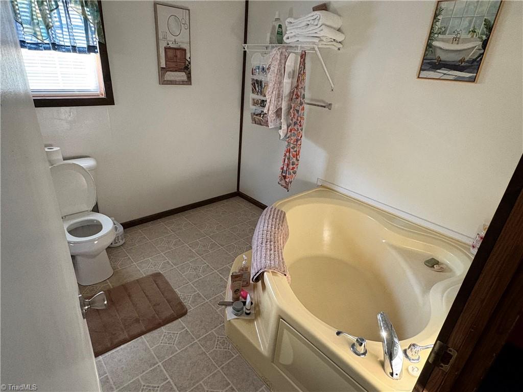 1620 Rogers Road Mount Airy, NC 27030 - Photo 18 of 27