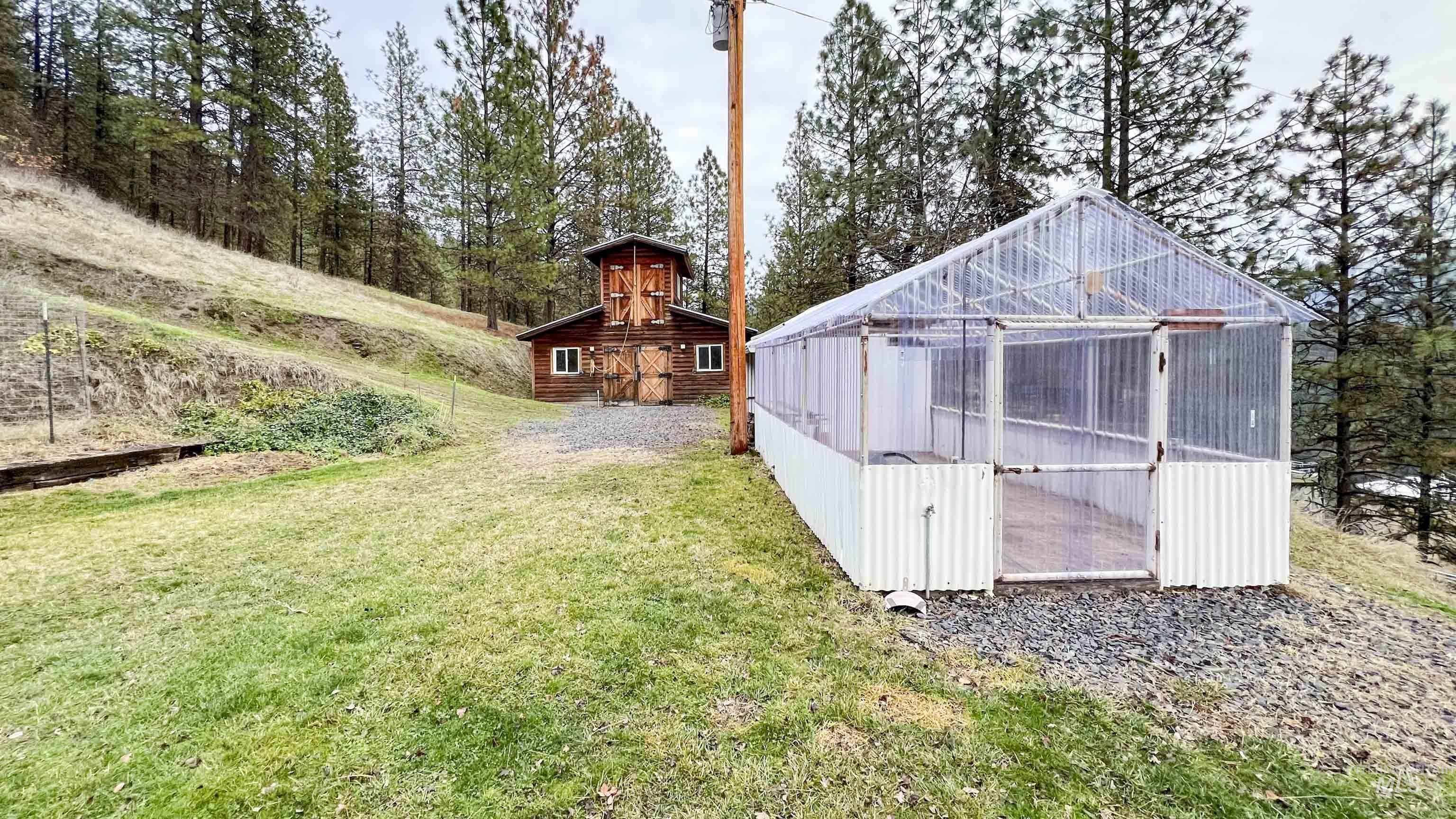 719 Viewpoint Road Lenore, ID 83541 - Photo 19 of 45