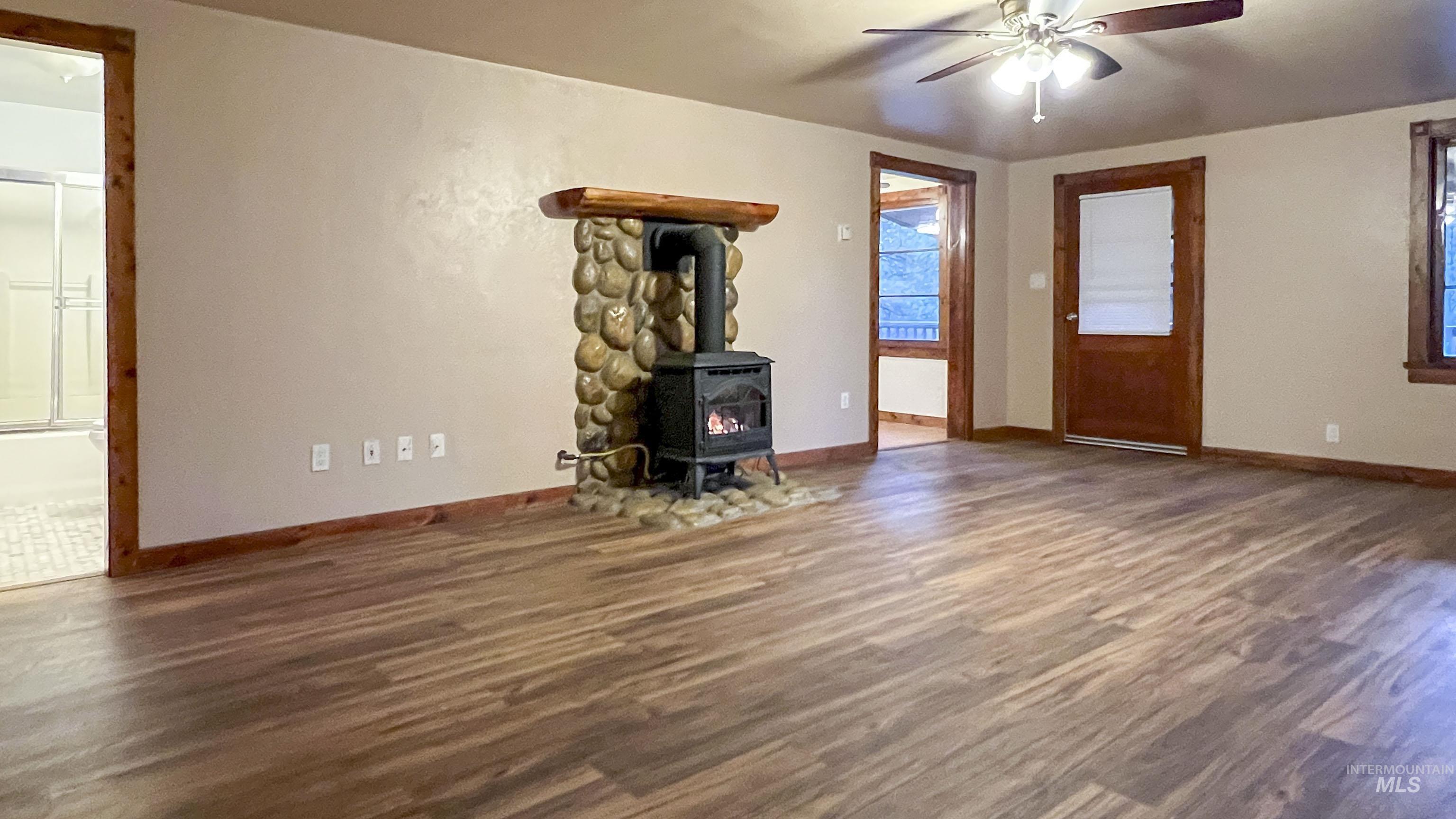 719 Viewpoint Road Lenore, ID 83541 - Photo 37 of 45