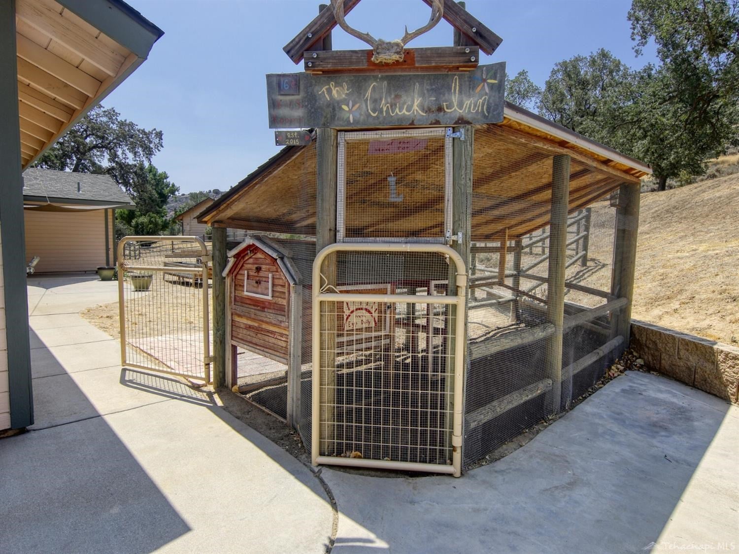 27960 Cumberland Road Tehachapi, CA 93561 - Photo 37 of 43 Gallery Image 37