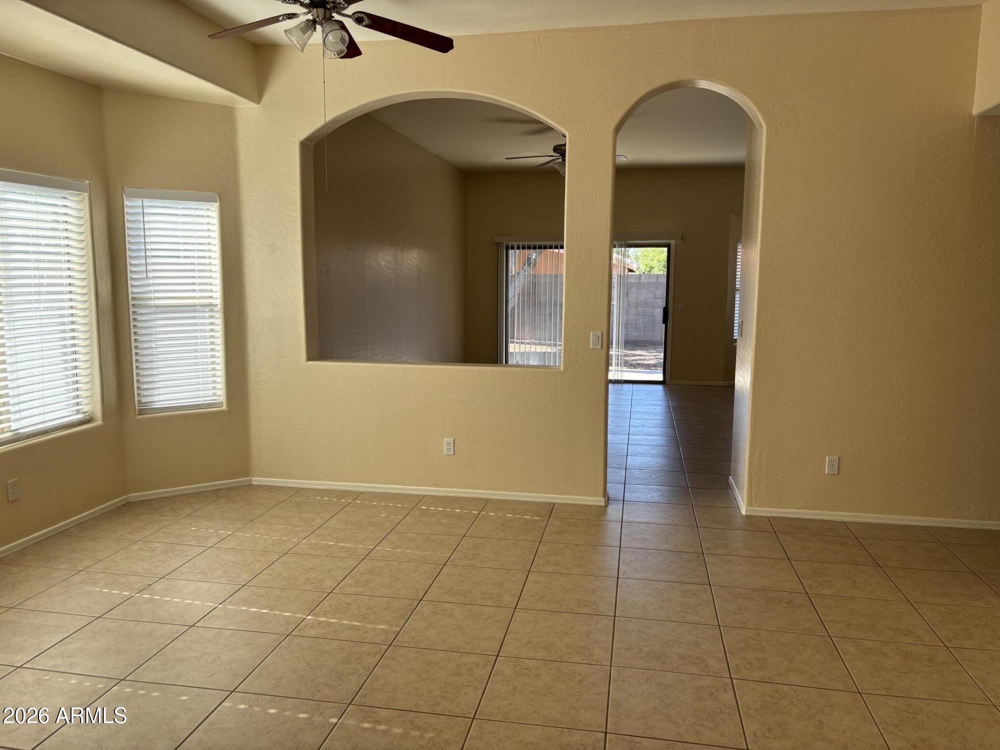 628 East Ranch Road Gilbert, AZ 85296 - Photo 3 of 18
