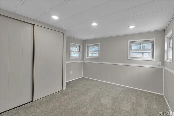 $74,900 | 19 Lakewood Village, Shelby, NY 14103