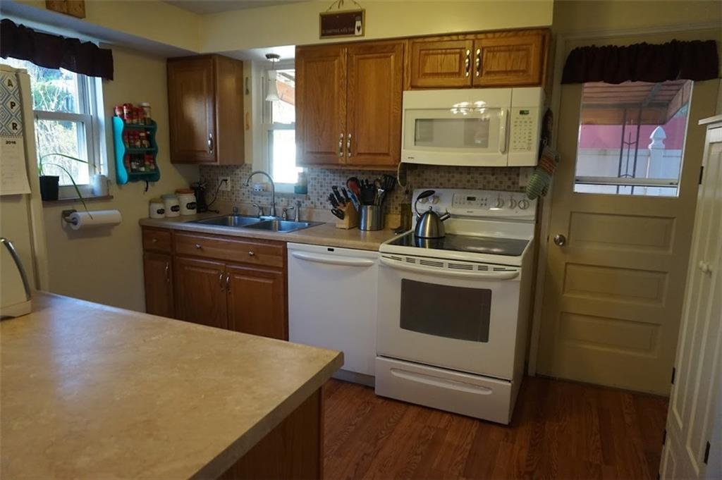 1613 McCully Road Castle Shannon, PA 15234 - Photo 8 of 22 Gallery Image 8