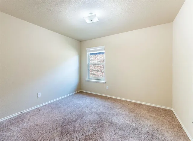 $324,900 | 216 Chimney Rock Drive, Waxahachie, TX 75167