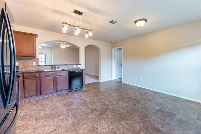 $324,900 | 216 Chimney Rock Drive, Waxahachie, TX 75167