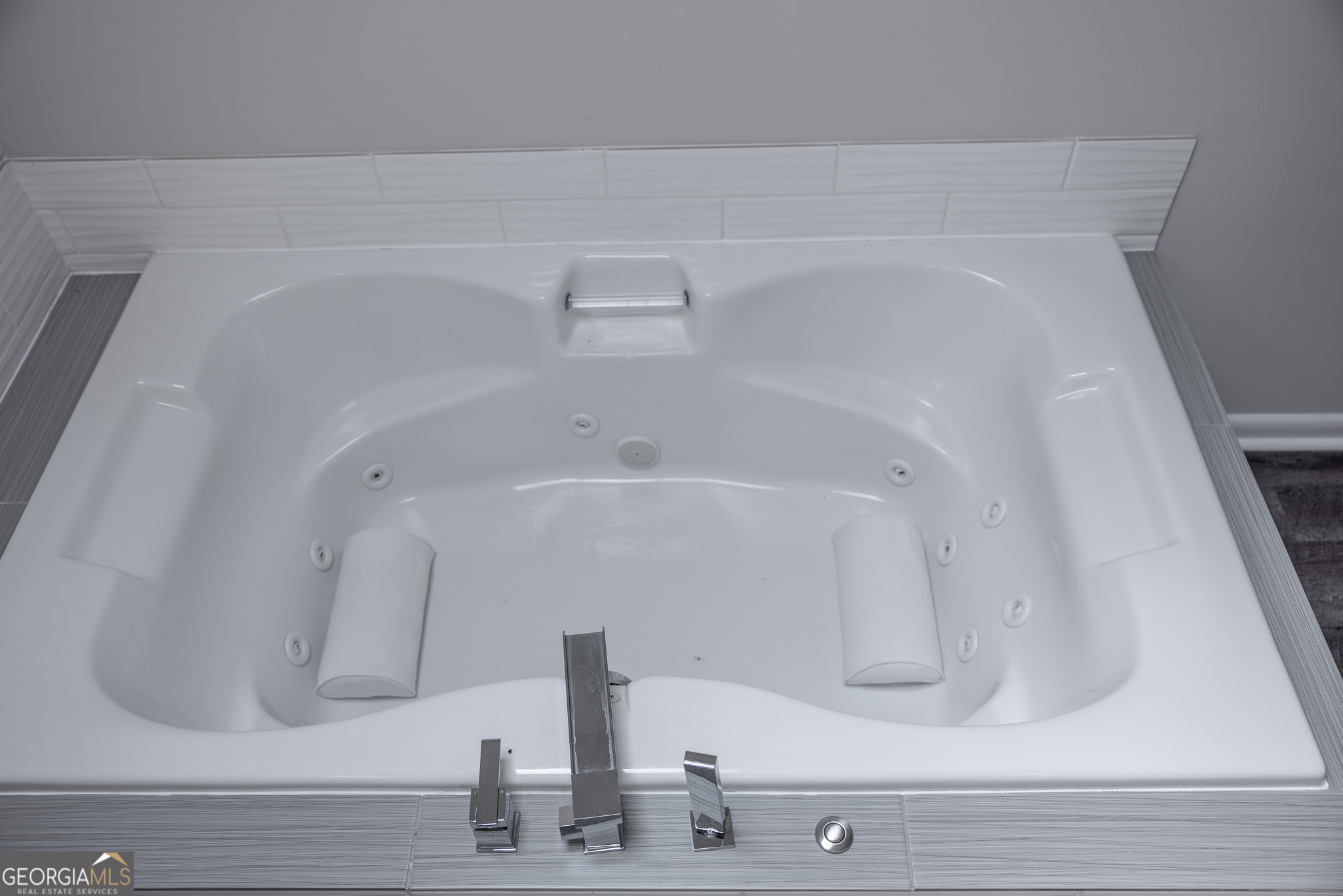 4053 Spalding Hollow Northwest Peachtree Corners, GA 30092 - Photo 28 of 54