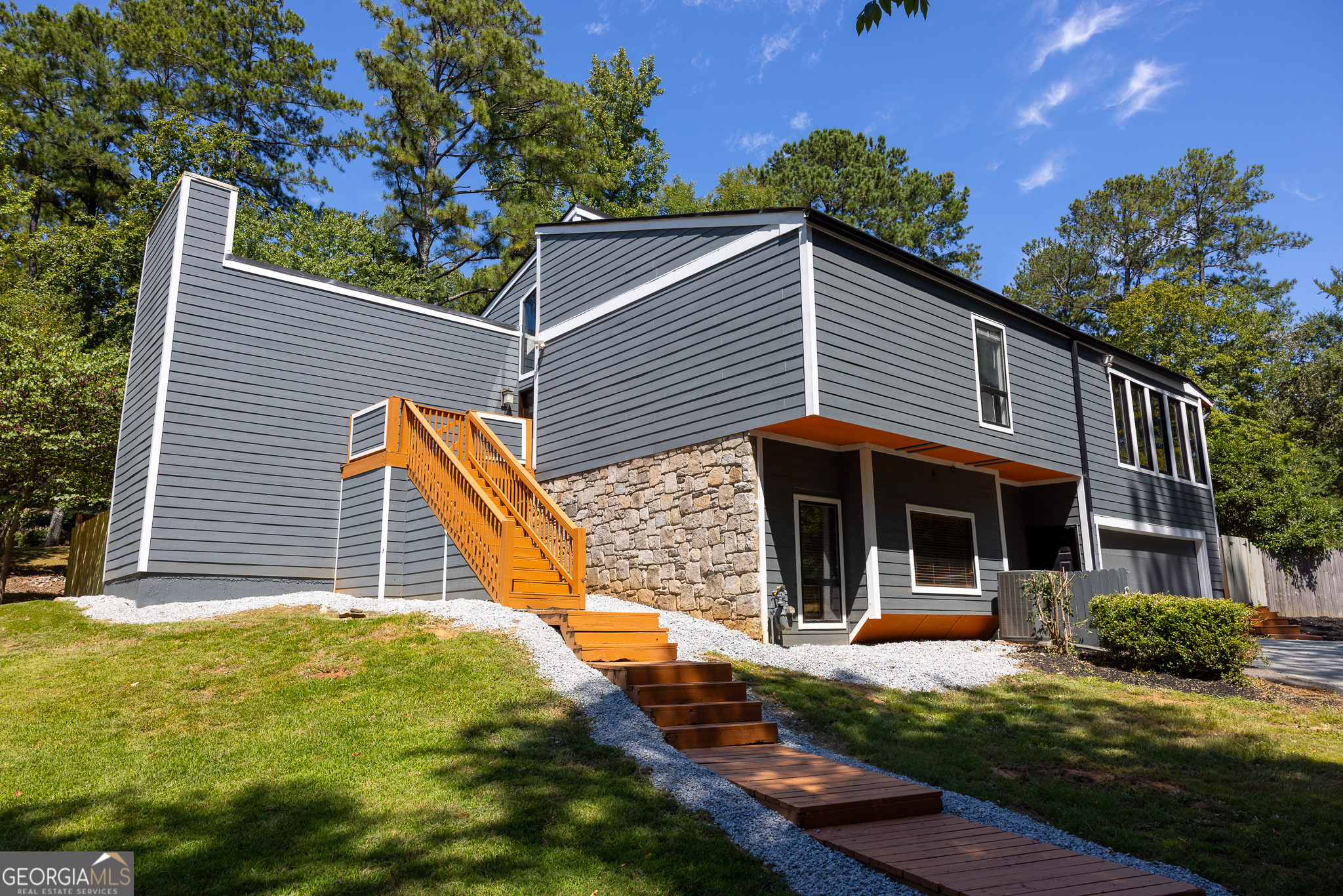 4053 Spalding Hollow Northwest Peachtree Corners, GA 30092 - Photo 3 of 54