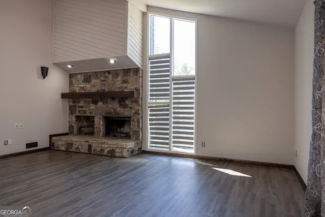 $644,900 | 4053 Spalding Hollow Northwest, Peachtree Corners, GA 30092