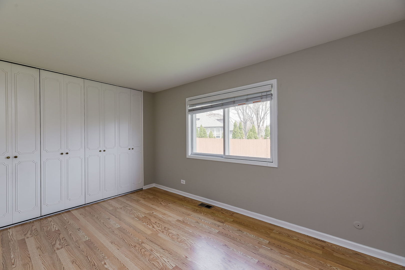 101 Cedarbrook Road Naperville, IL 60565 - Photo 8 of 13 Gallery Image 8