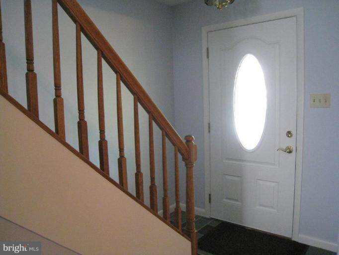 6105 Medora Road Linthicum Heights, MD 21090 - Photo 9 of 11 Entrance / Foyer