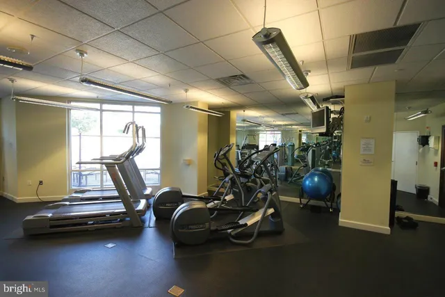 $2,350 | 11770 Sunrise Valley Drive, Unit 421, Reston, VA 20191