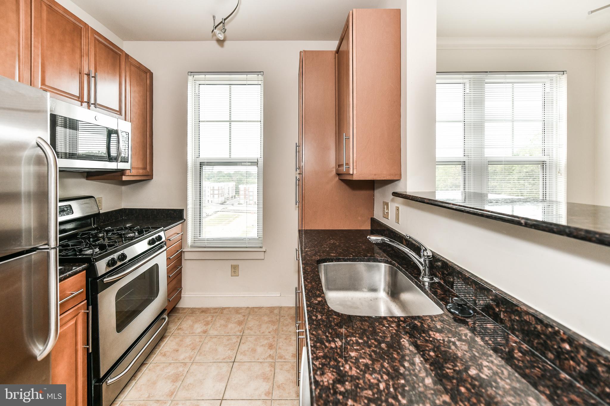 11770 Sunrise Valley Drive, Unit 421 Reston, VA 20191 - Photo 4 of 38