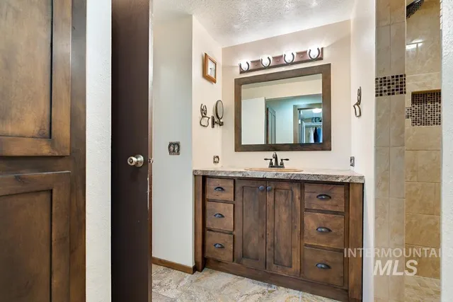 $785,000 | 6110 Highway 52, New Plymouth, ID 83655