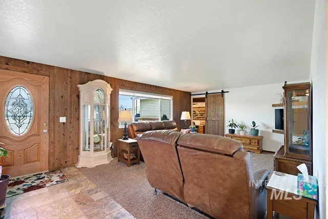 $785,000 | 6110 Highway 52, New Plymouth, ID 83655