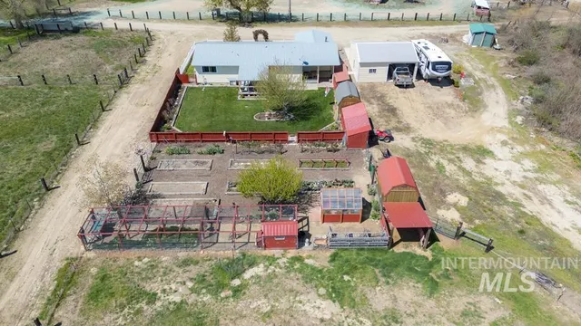 $785,000 | 6110 Highway 52, New Plymouth, ID 83655