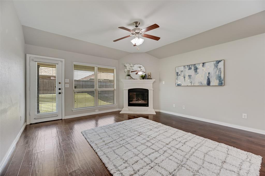 1821 Ridge Creek Lane Aubrey, TX 76227 - Photo 9 of 30