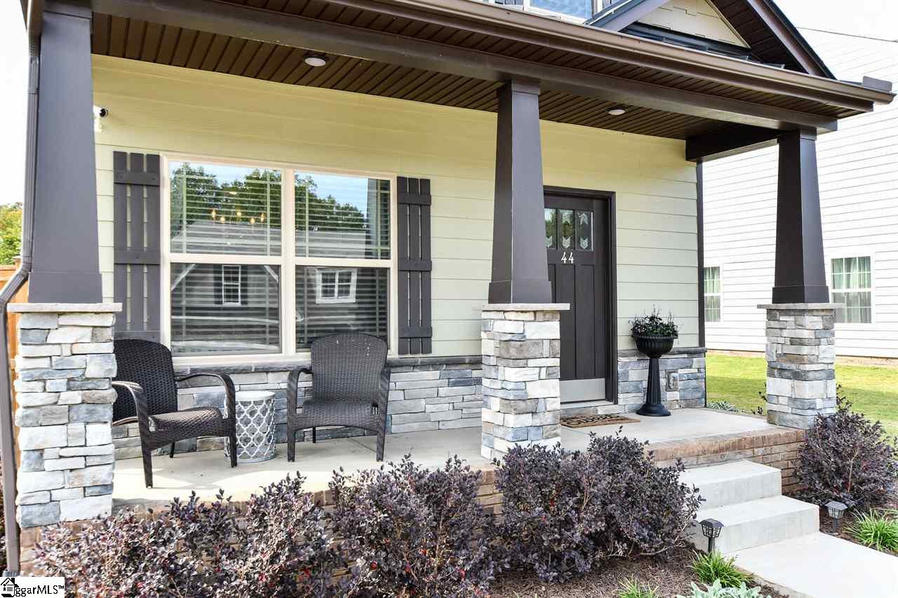 44 Arnold Mill Road Simpsonville, SC 29680 - Photo 3 of 36 Gallery Image 3