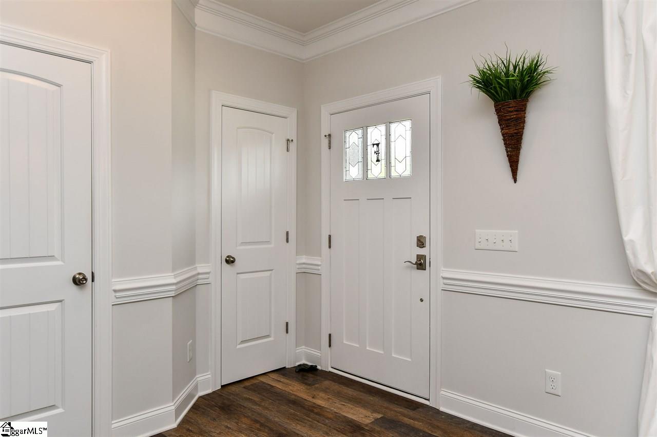 44 Arnold Mill Road Simpsonville, SC 29680 - Photo 5 of 36 Gallery Image 5