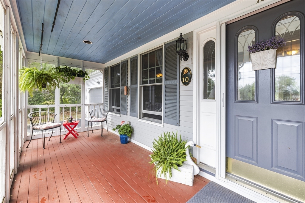 10 Parallel Street Harwich, MA 02645 - Photo 3 of 30