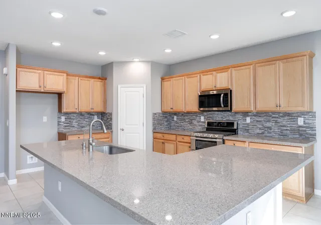 $523,000 | 119 Alamosa Street, Dayton, NV 89403