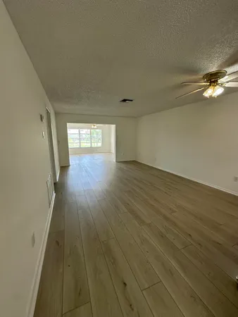 $2,000 | 5775 Fernley Drive West, Unit 112, West Palm Beach, FL 33415
