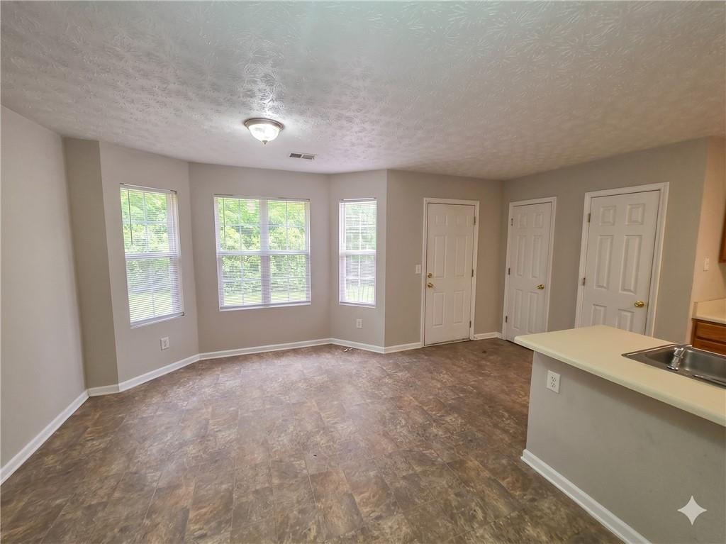 5737 Strathmoor Manor Circle Lithonia, GA 30058 - Photo 11 of 19