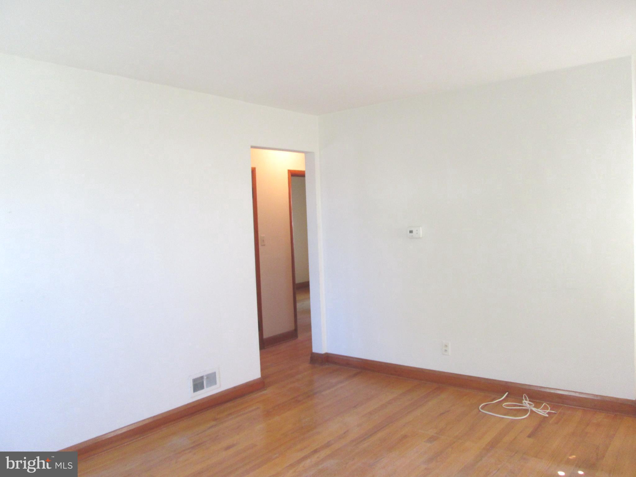 6913 Chambers Road Baltimore, MD 21234 - Photo 3 of 47 Gallery Image 3