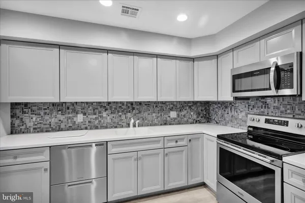 $229,900 | 72 Azalea Way, Reading, PA 19606