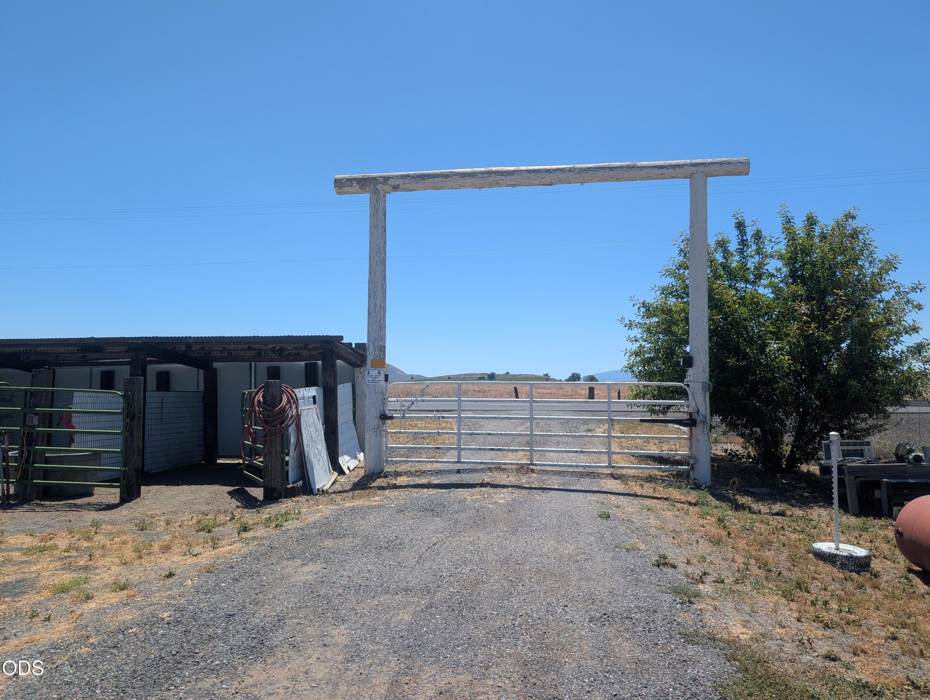 109 Miller Island Road Klamath Falls, OR 97603 - Photo 20 of 49