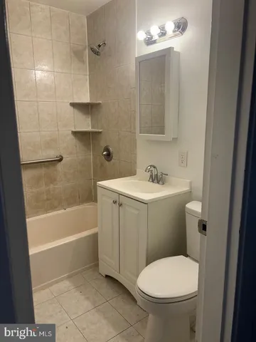 $4,300 | 118 Urell Place Northeast, Washington, DC 20011