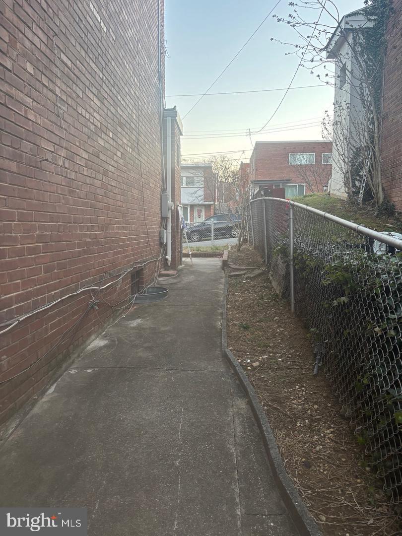 118 Urell Place Northeast Washington, DC 20011 - Photo 22 of 25