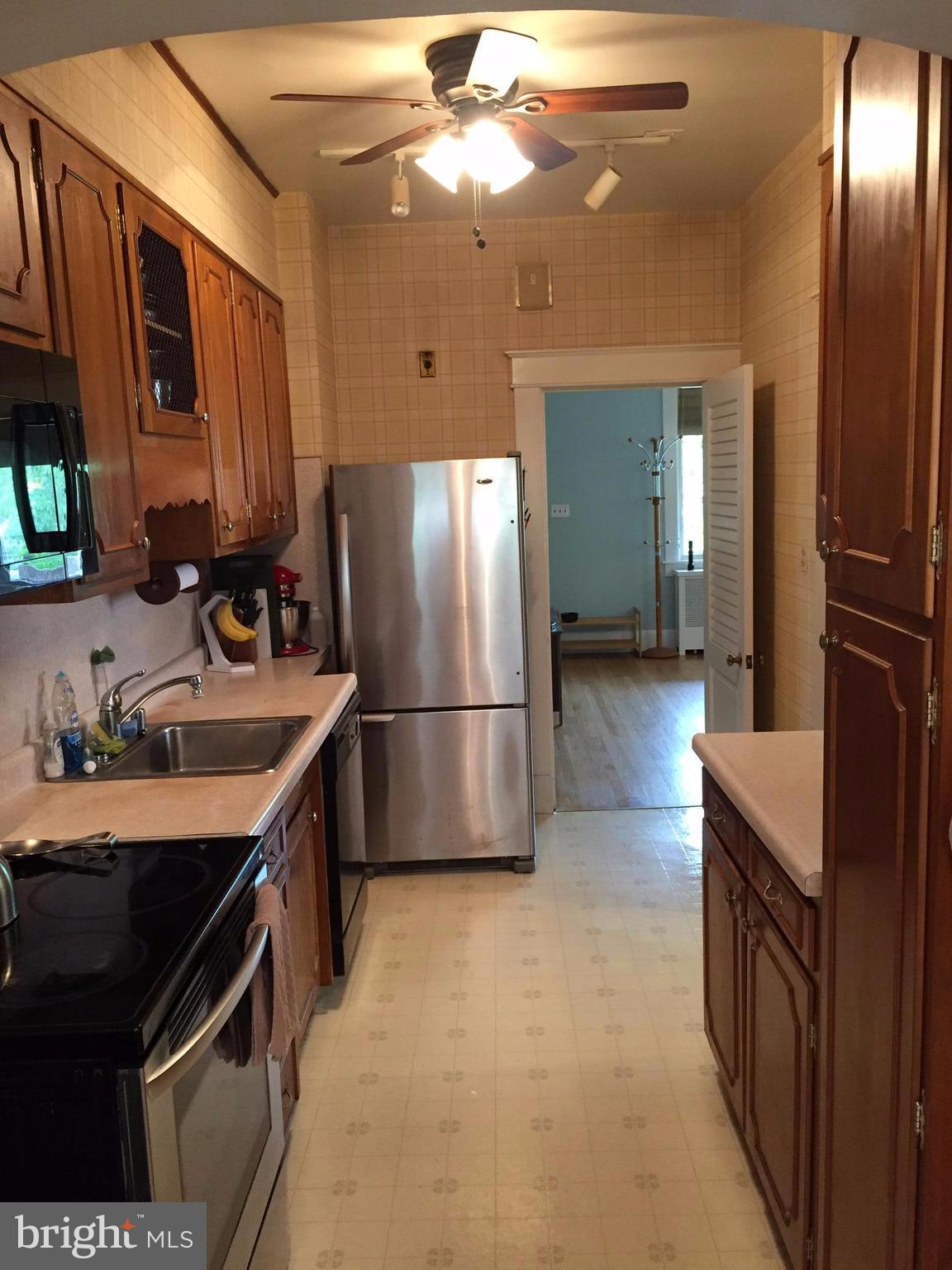 3019 Beverly Road Baltimore, MD 21214 - Photo 6 of 14 Kitchen