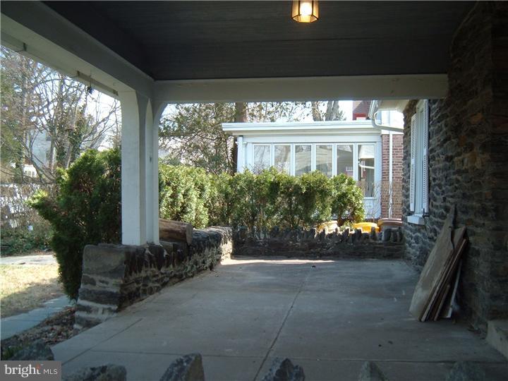 318 Kent Road Bala Cynwyd, PA 19004 - Photo 3 of 17 Porch