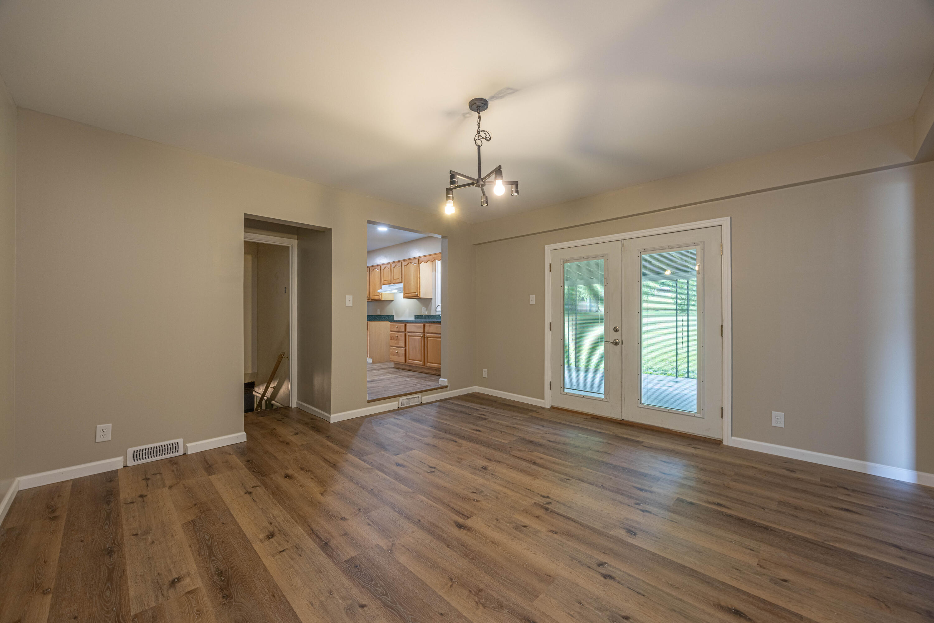 3970 Lexington Road Paris, KY 40361 - Photo 26 of 44 5B5A4634-HDR