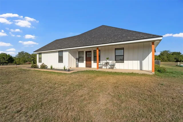 $484,000 | 499 Benevolence Way, China Spring, TX 76633