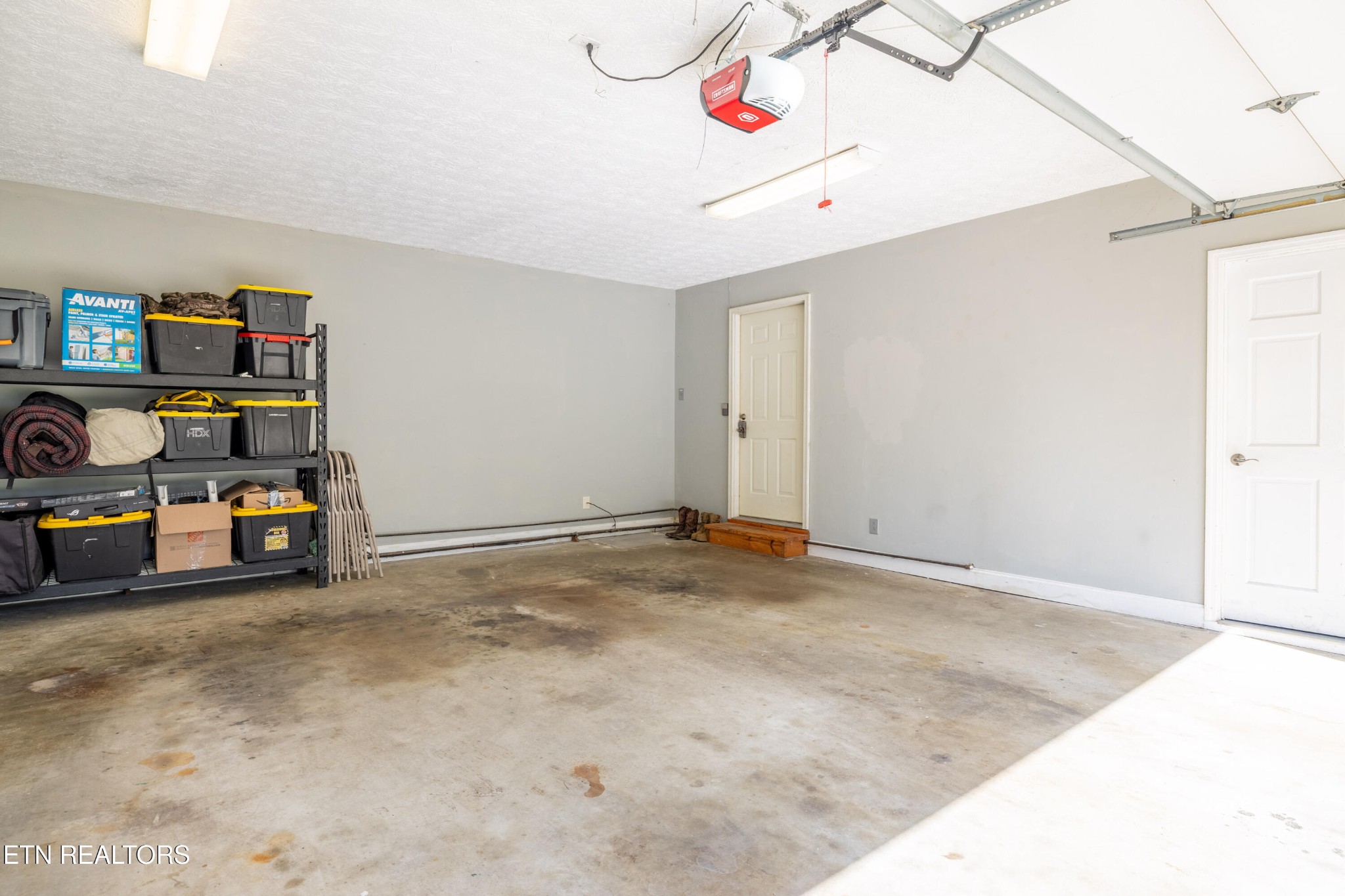 3941 Simpson Road Lenoir City, TN 37772 - Photo 34 of 35 a view of a livingroom with toys