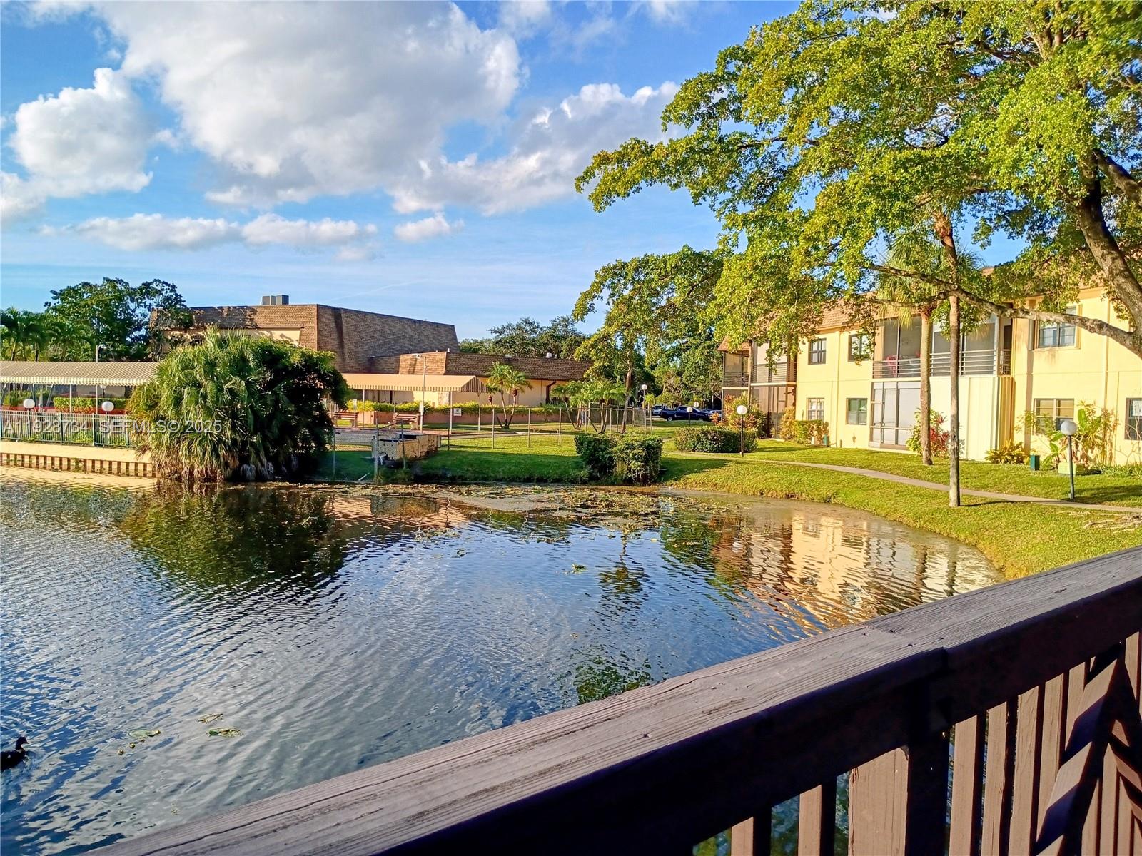 151 Berkley Road, Unit 308 Hollywood, FL 33024 - Photo 7 of 61 Gallery Image 7
