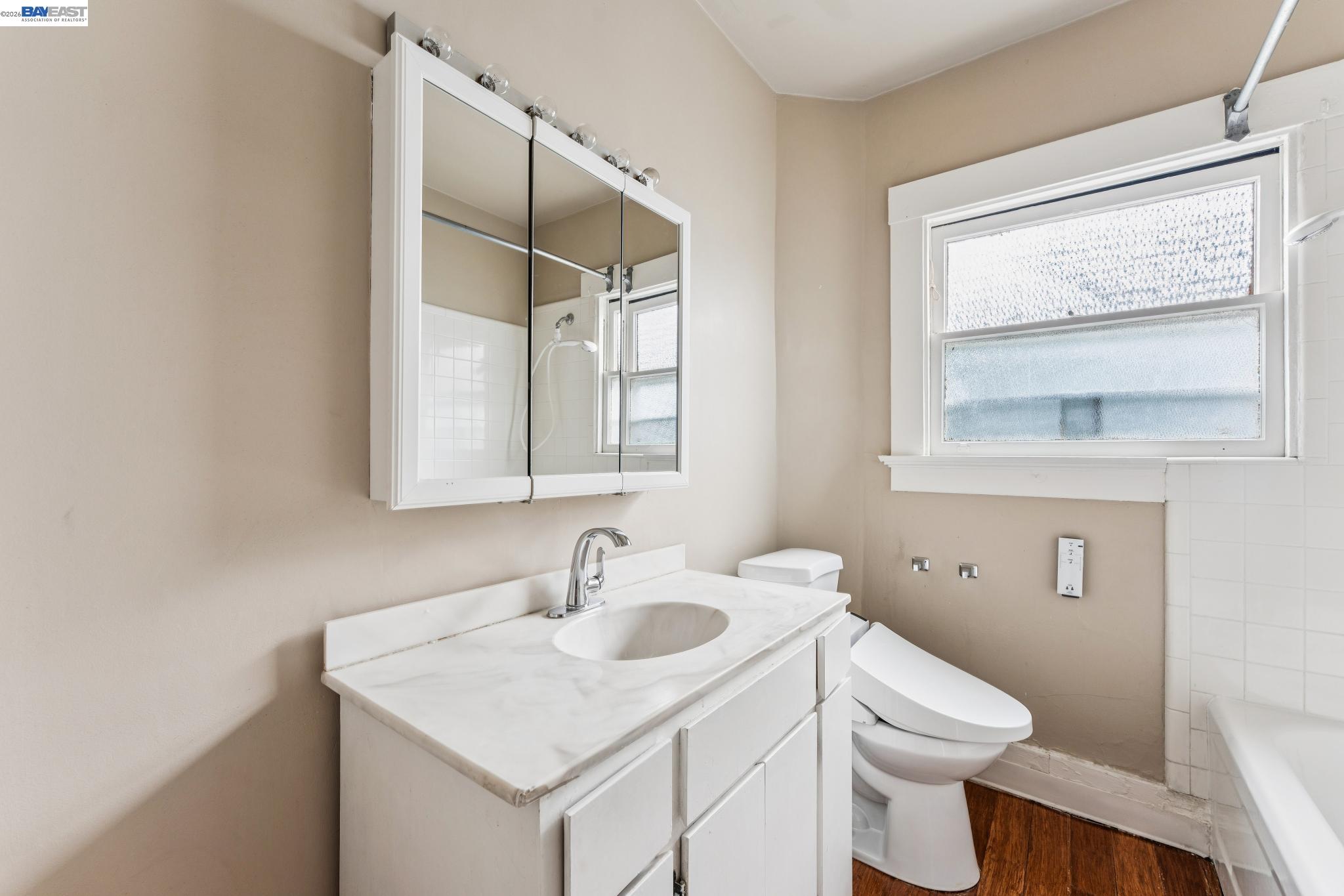 2643 Stuart Street Berkeley, CA 94705 - Photo 11 of 59