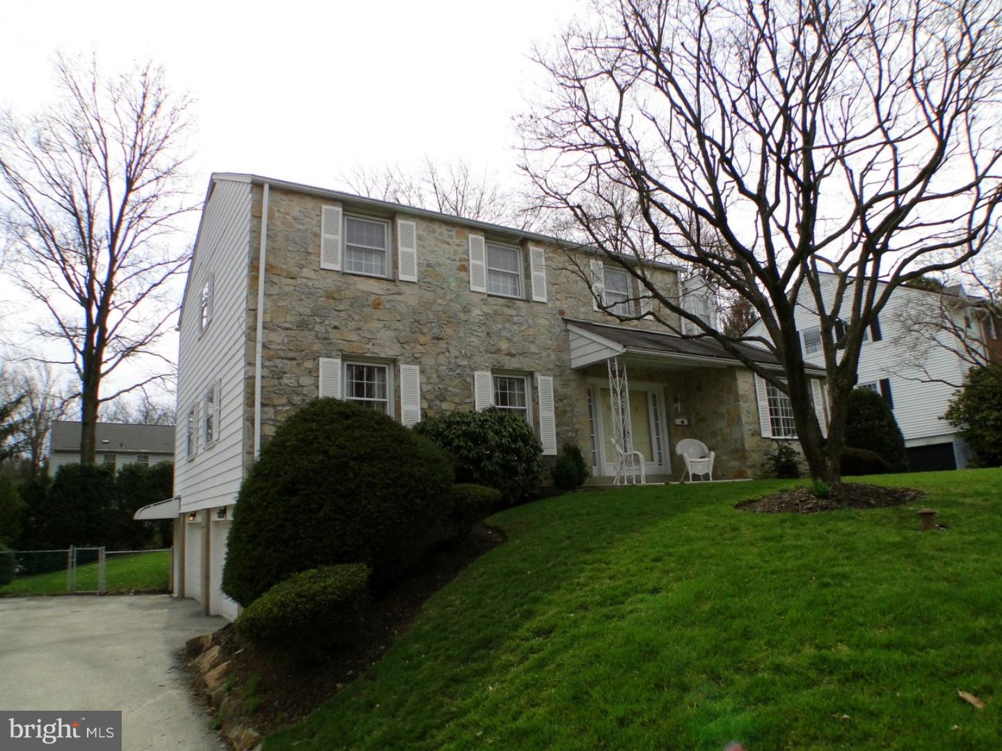 760 West Rolling Road Springfield, PA 19064 - Photo 2 of 25 Exterior Front