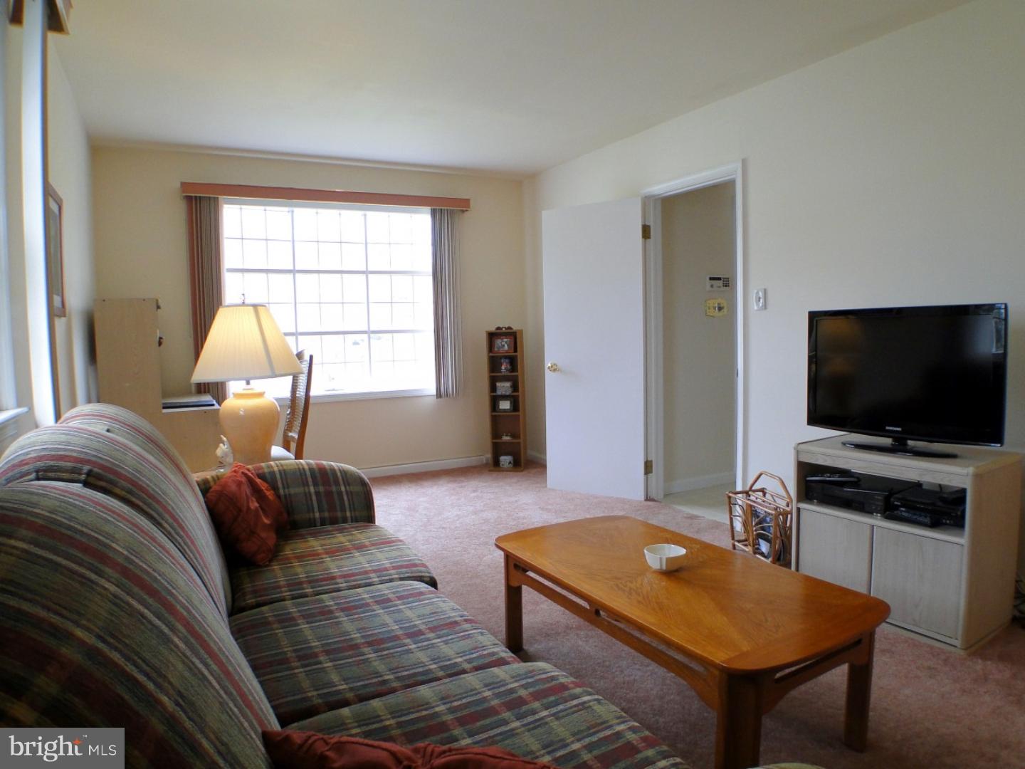 760 West Rolling Road Springfield, PA 19064 - Photo 12 of 25 Den